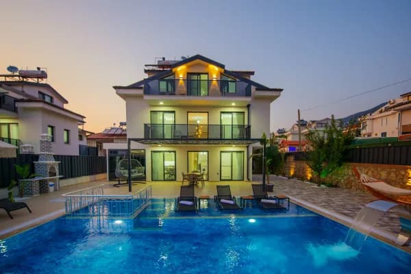 Ölüdeniz Hisarönü’nde Özel Havuzlu 3+1 Villa - Outside View