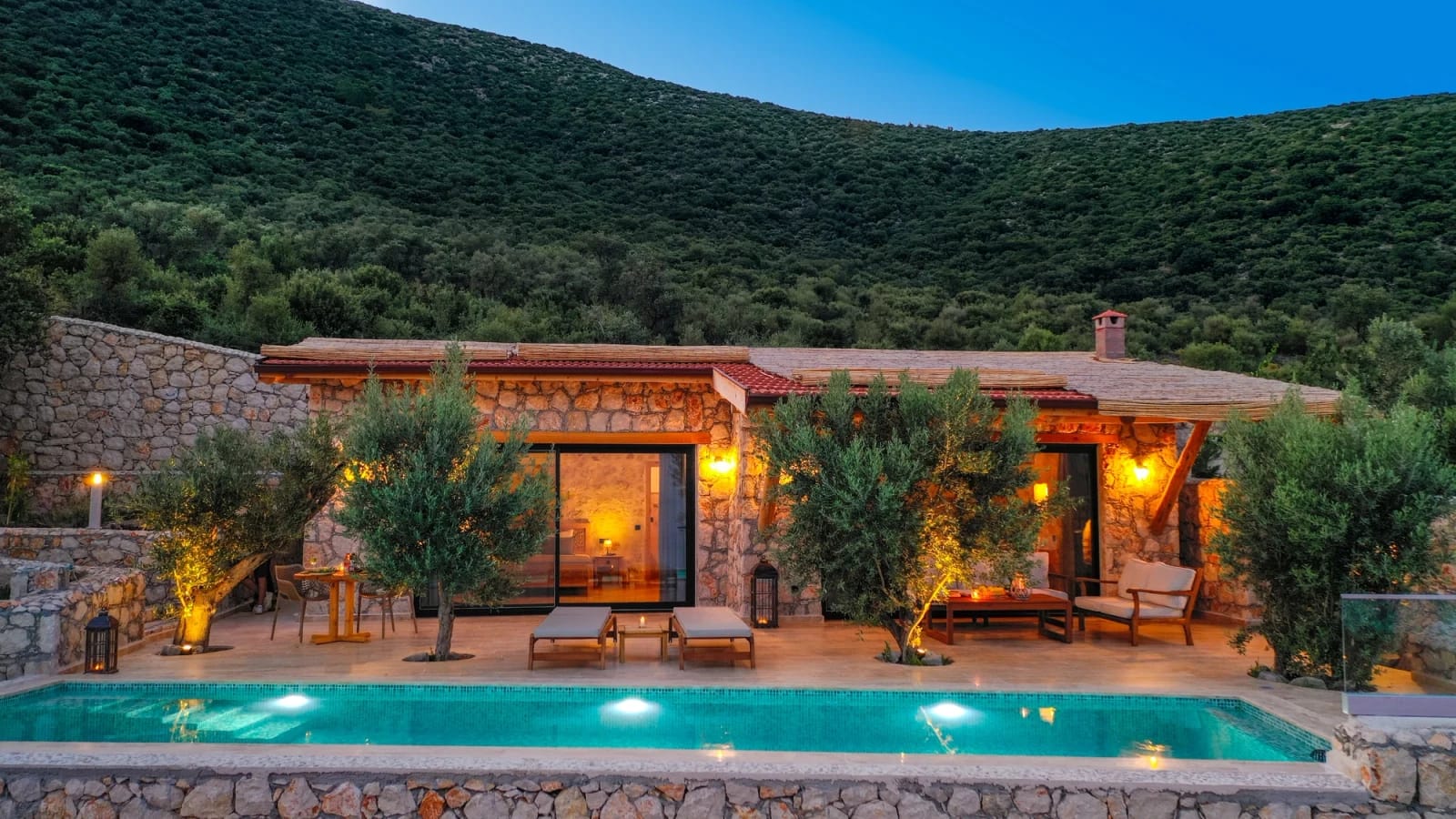 Seafront 1+1 Villa with Private Pool in Kalkan Kalamar - Outside View